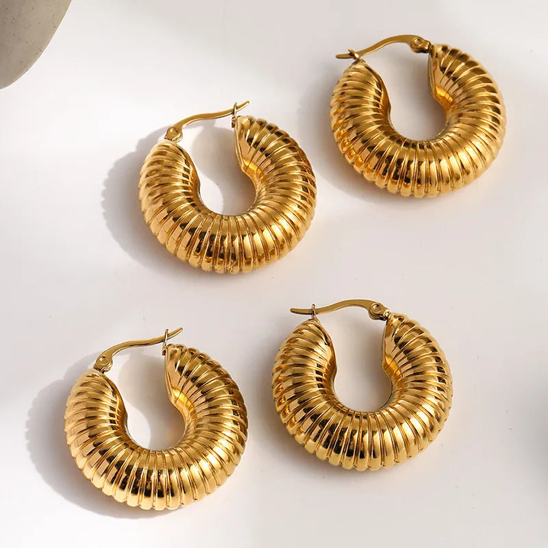 Classic Celeb Hoops - 18K Gold Plated Earrings - PEACHY ACCESSORIES