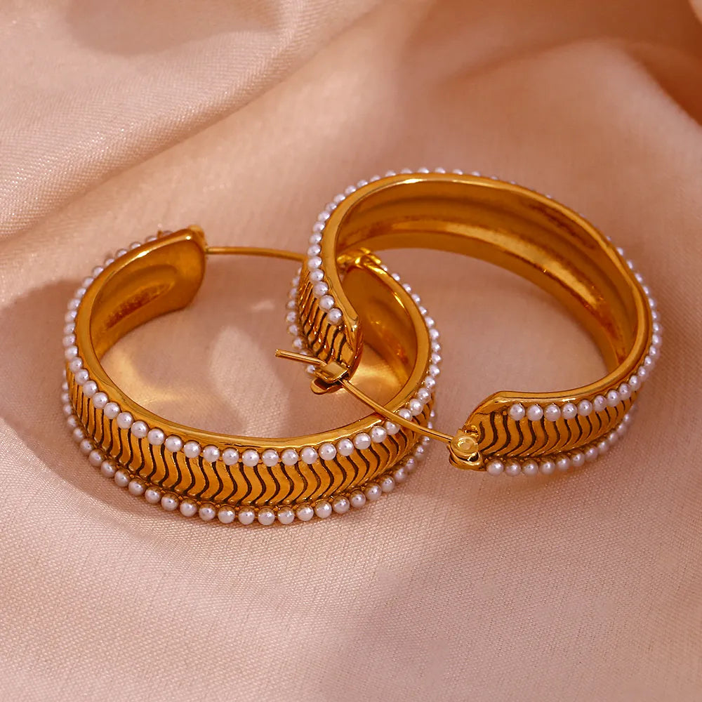 Classic Diva Pearl Hoops 18K Gold Plated