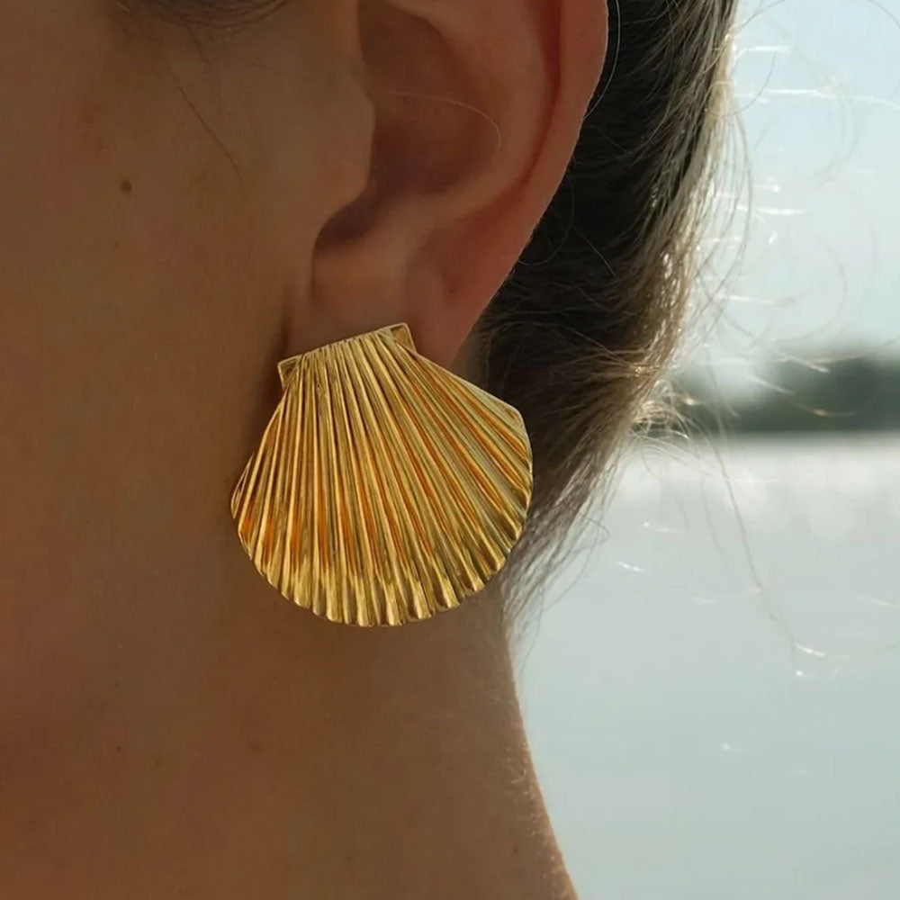 Classic Shell Earrings - 18K Gold Plated