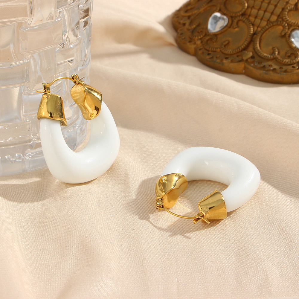 Classic U Shaped Hoop Earrings - 18K Gold Plated - PEACHY ACCESSORIES