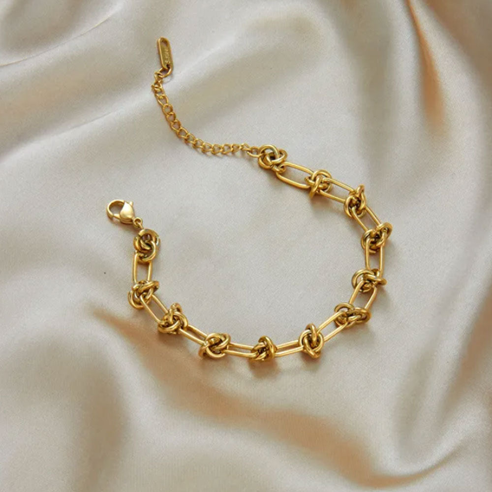 Chunky Knot Bracelet - 18K Gold Plated