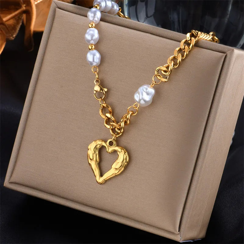Chunky Pearl Heart Necklace 18K Gold Plated