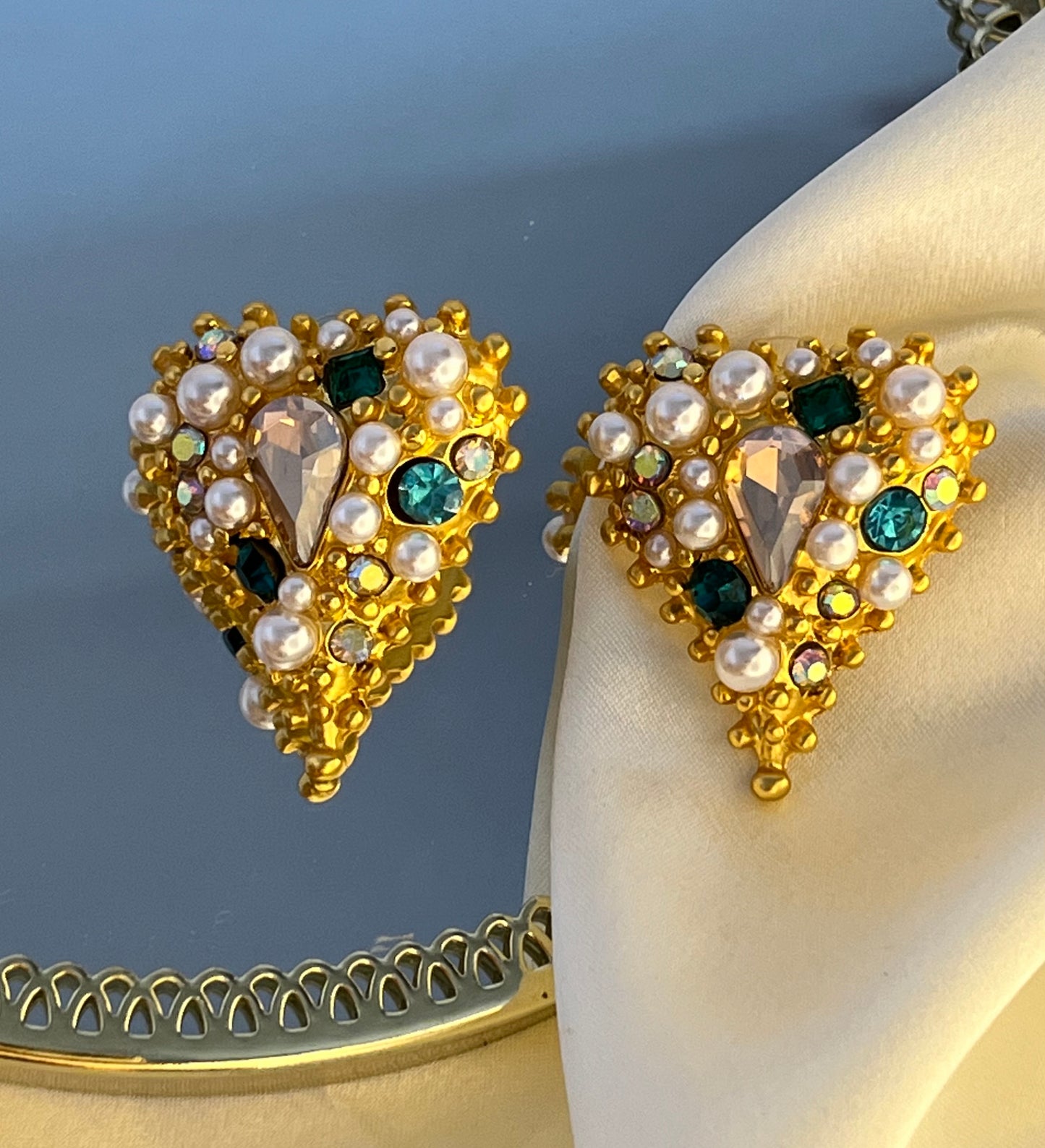 Heart Shaped Gemstones Pearl Zircon Earrings