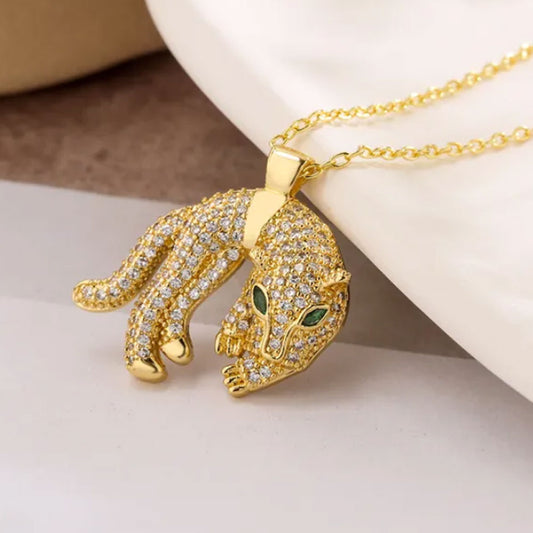 Luxurious Leopard Necklace - 18K Gold Plated