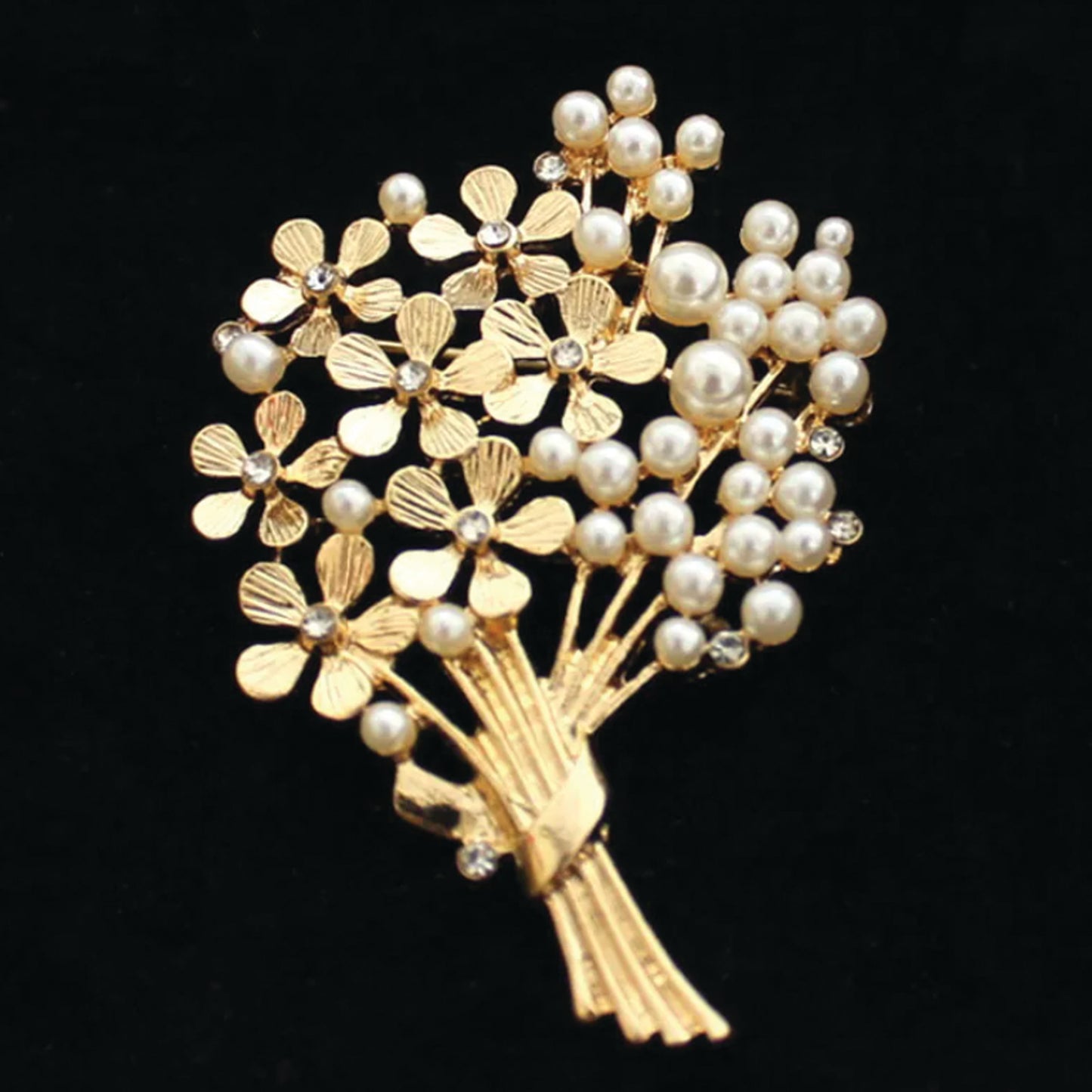 Elegant Pearl Floral Bouquet Brooch
